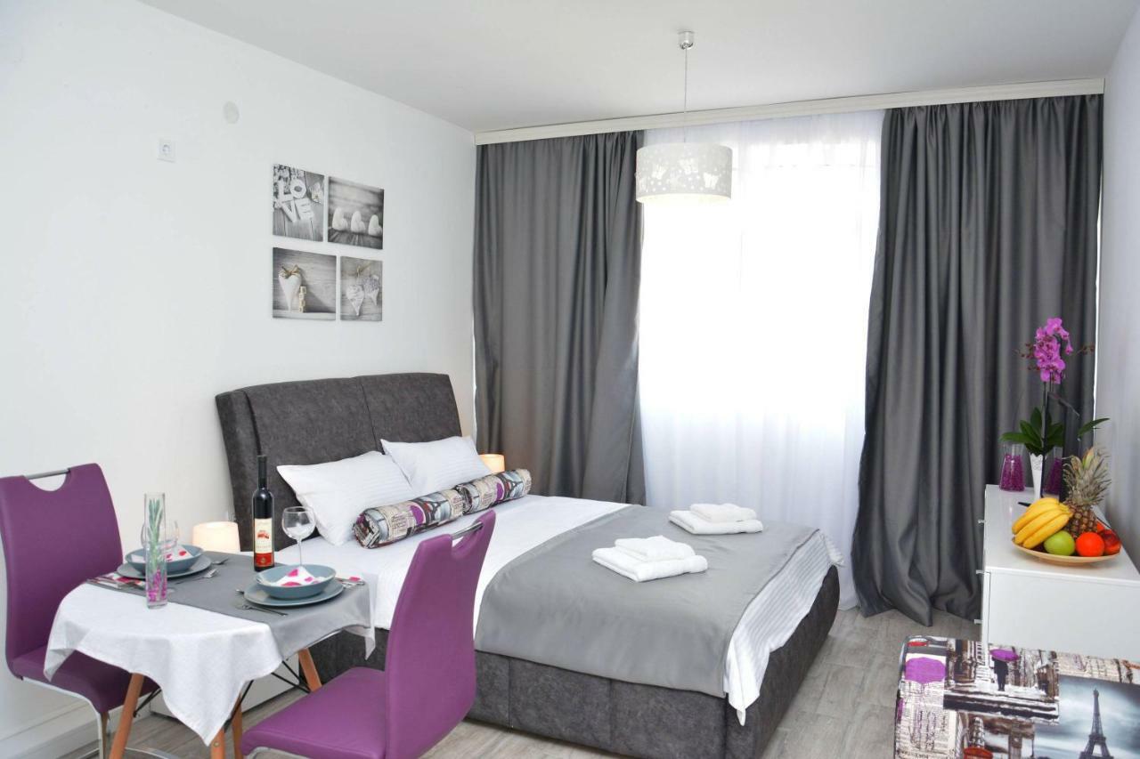 Small Oasis Apartment ติวัต ภายนอก รูปภาพ